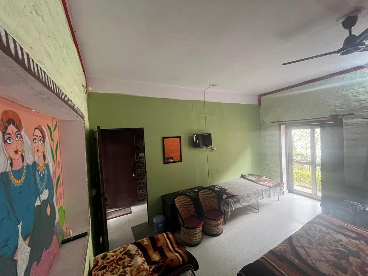 Utsav Riverbank Homestay Haldwāni المظهر الخارجي الصورة