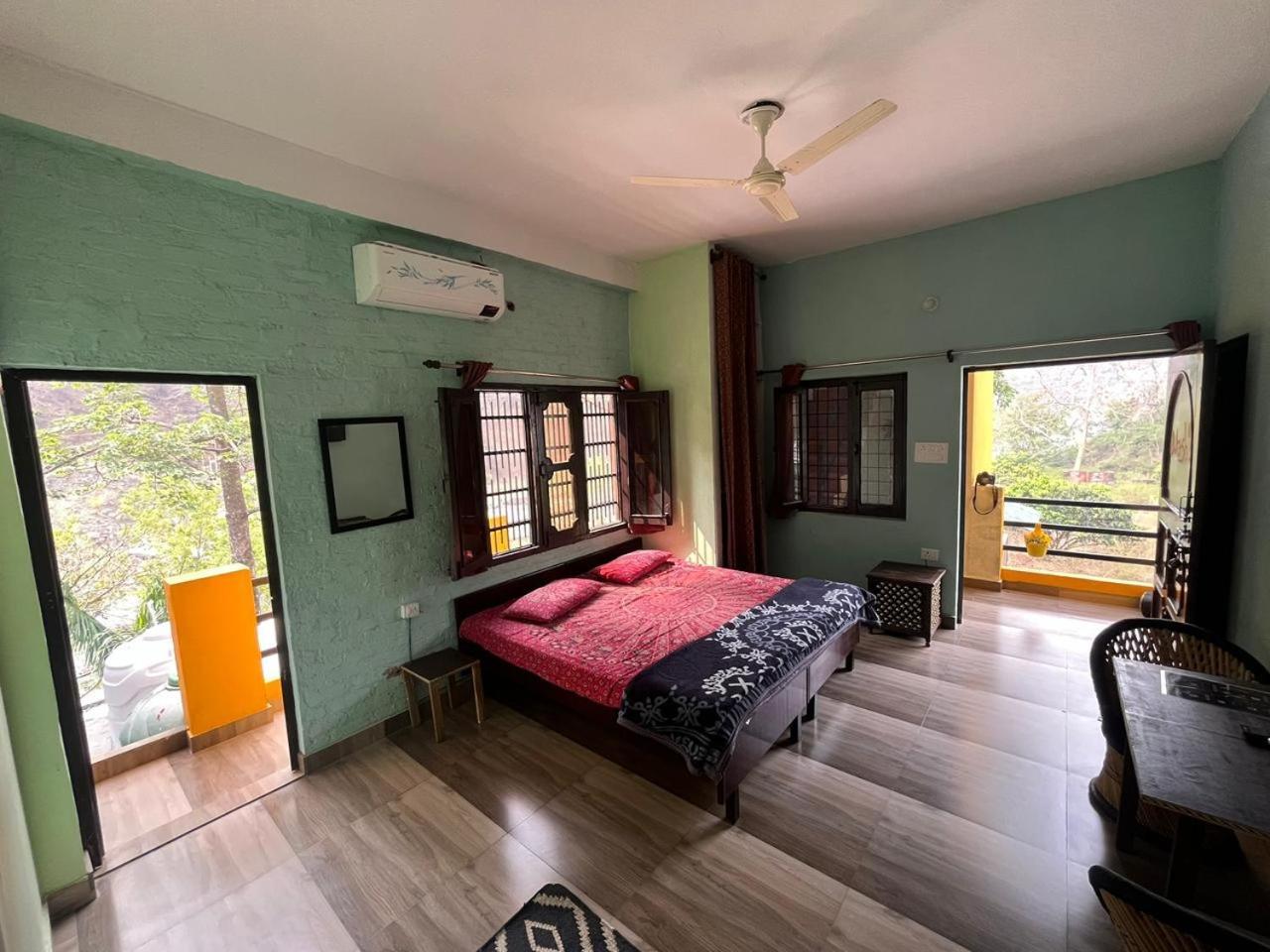 Utsav Riverbank Homestay Haldwāni المظهر الخارجي الصورة